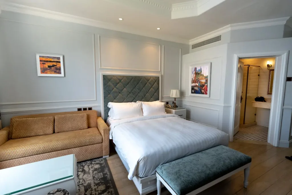 hourly hotel room