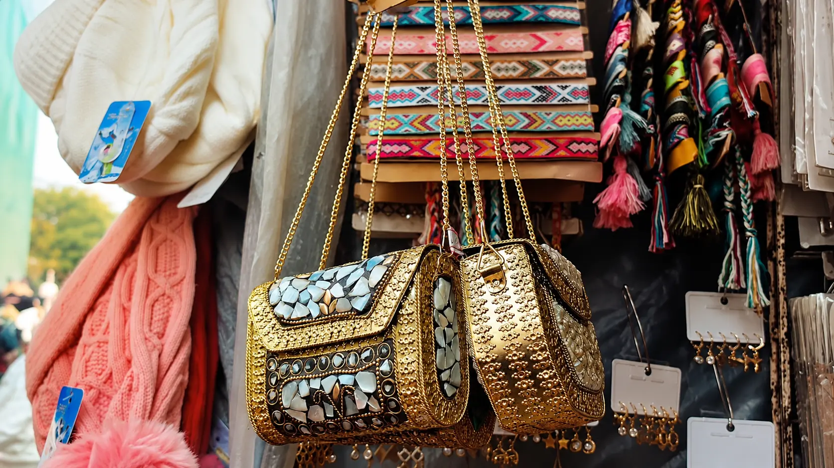 Bandra Hill Road Market in Mumbai