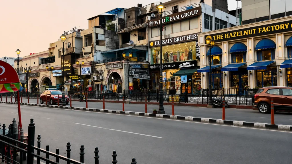 Hazratganj Market in Lucknow