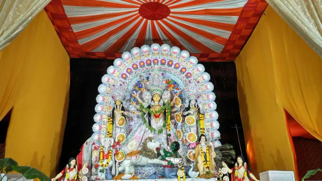 Delhi durga puja samiti in kashmere gate